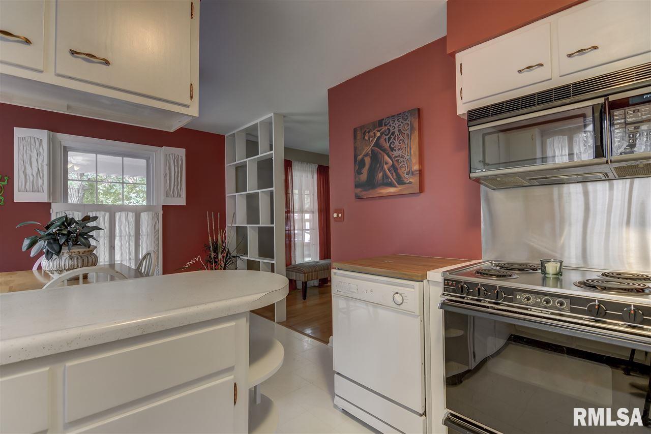 1733 West Jackson Street Springfield, IL 62704 - Photo 7 of 35 Gallery Image 7