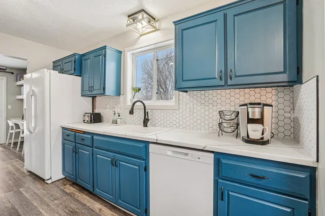 $375,000 | 29614 Nathan Avenue, Lindstrom, MN 55045