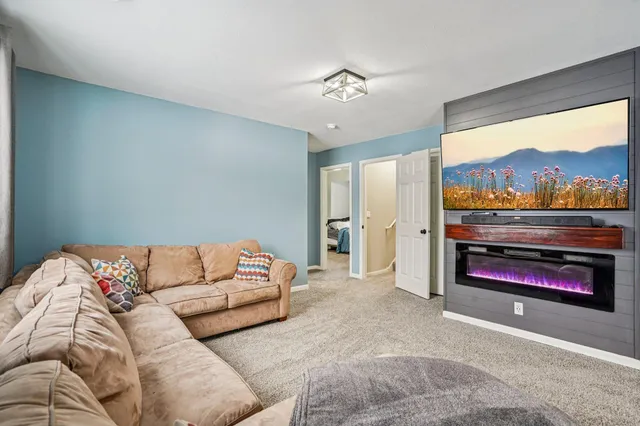 $375,000 | 29614 Nathan Avenue, Lindstrom, MN 55045