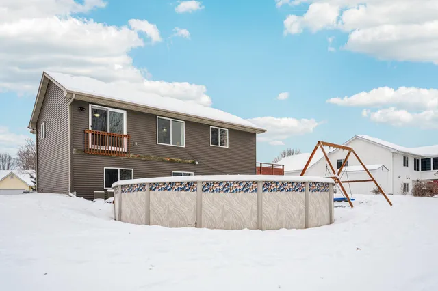 $375,000 | 29614 Nathan Avenue, Lindstrom, MN 55045