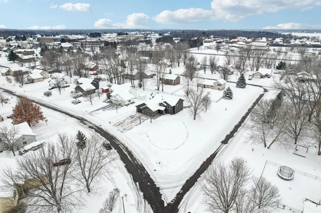 $375,000 | 29614 Nathan Avenue, Lindstrom, MN 55045