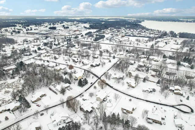 $375,000 | 29614 Nathan Avenue, Lindstrom, MN 55045