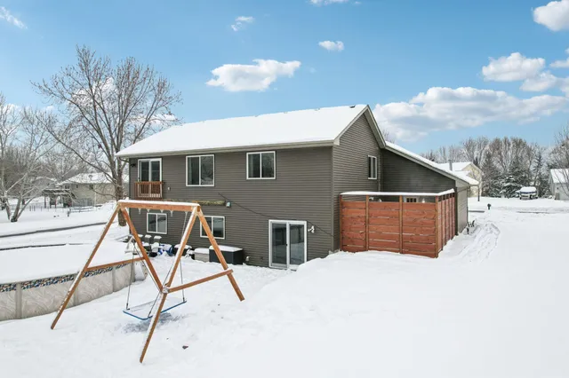 $375,000 | 29614 Nathan Avenue, Lindstrom, MN 55045