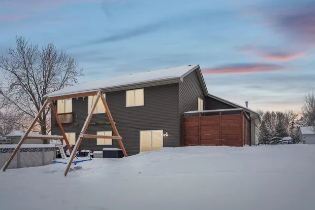 $375,000 | 29614 Nathan Avenue, Lindstrom, MN 55045