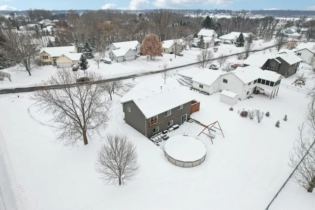 $375,000 | 29614 Nathan Avenue, Lindstrom, MN 55045