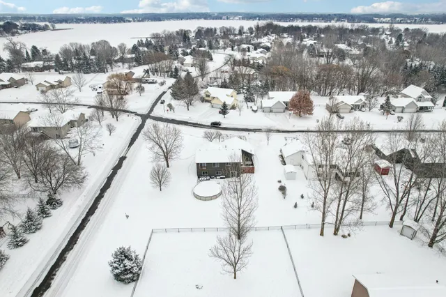 $375,000 | 29614 Nathan Avenue, Lindstrom, MN 55045