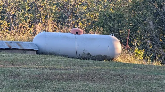 $849,000 | 742 Monroe Street, El Dorado Springs, MO 64744