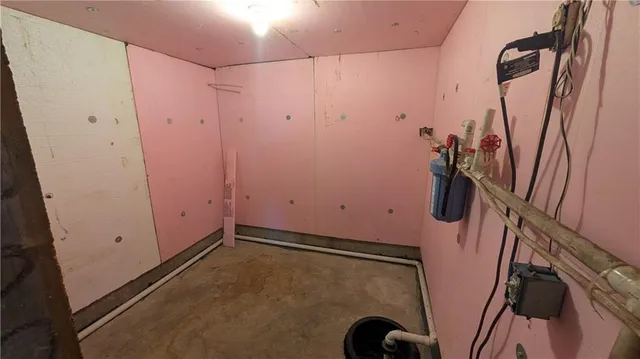 $849,000 | 742 Monroe Street, El Dorado Springs, MO 64744