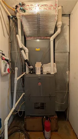 $849,000 | 742 Monroe Street, El Dorado Springs, MO 64744