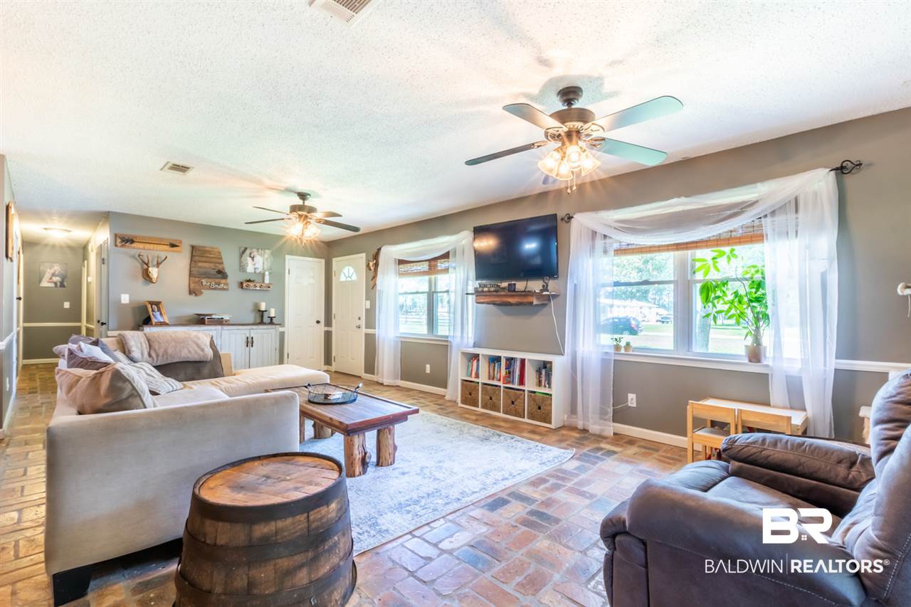 23805 Old Foley Road Elberta, AL 36530 - Photo 8 of 29