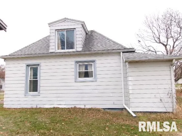 $64,900 | 1611 North Hoyt Street, Chillicothe, IL 61523