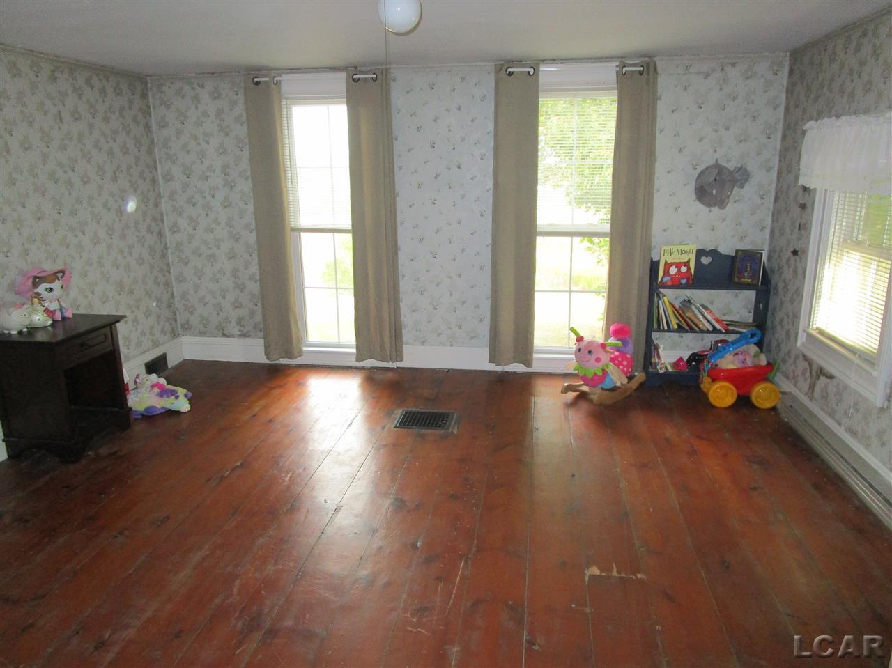 18036 Quaker Road Hudson, MI 49247 - Photo 14 of 16