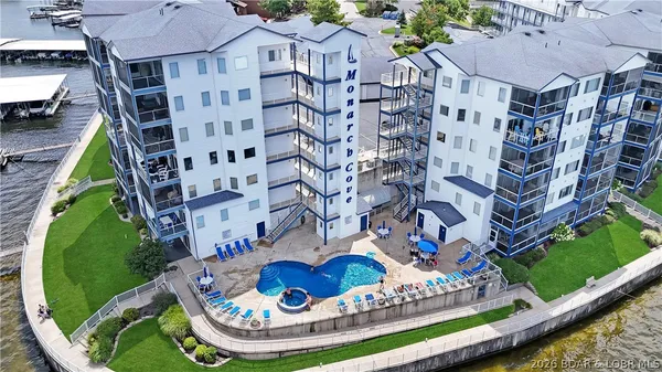 $315,000 | 151 Upper Monarch Cove Drive, Unit 3E, Lake Ozark, MO 65049