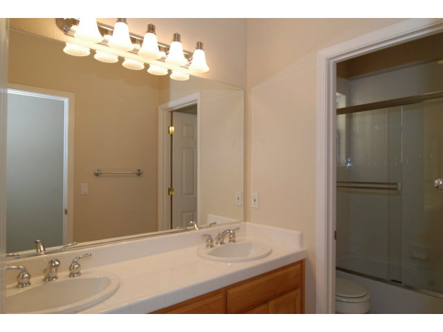 77 Piedmont Road Milpitas, CA 95035 - Photo 18 of 25 Gallery Image 18