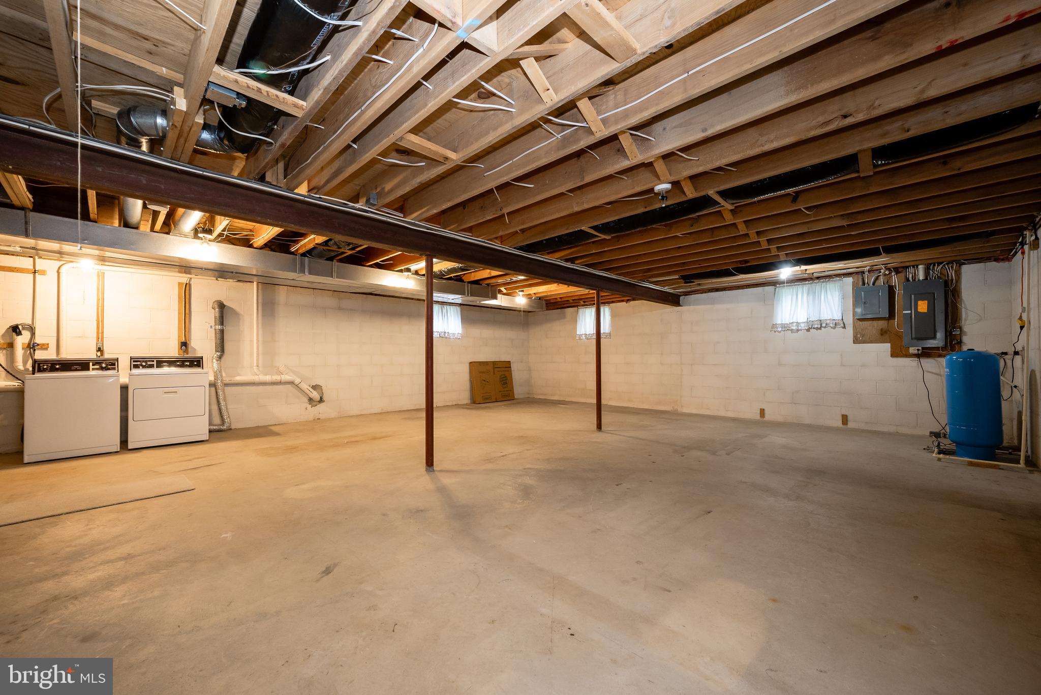 14048 Howard Road Dayton, MD 21036 - Photo 36 of 42 Large basement for storage or your design ideas!