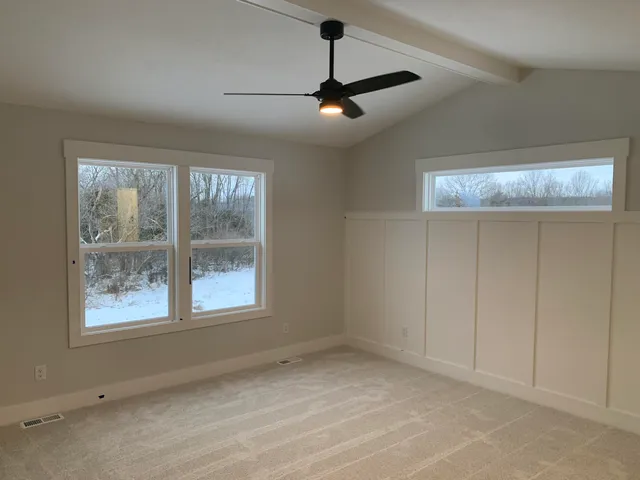 $529,900 | 1040 North Washington Street, Lowell, MI 49331