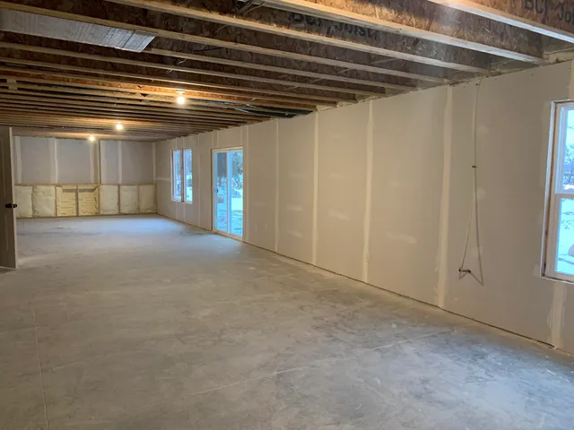 $529,900 | 1040 North Washington Street, Lowell, MI 49331