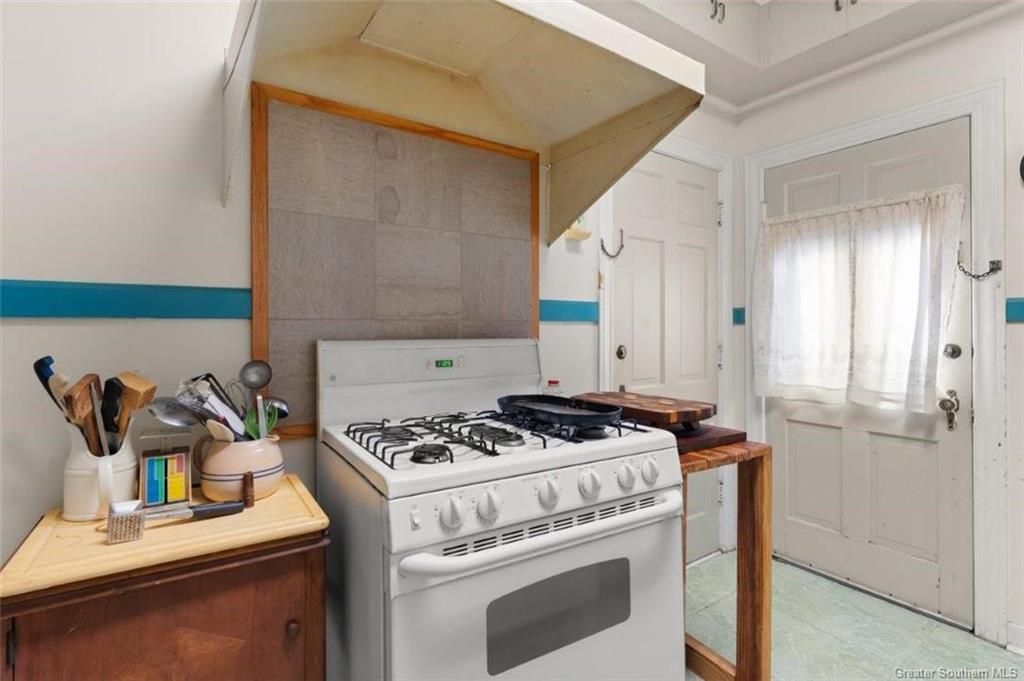 1026 11th Street Lake Charles, LA 70601 - Photo 9 of 14