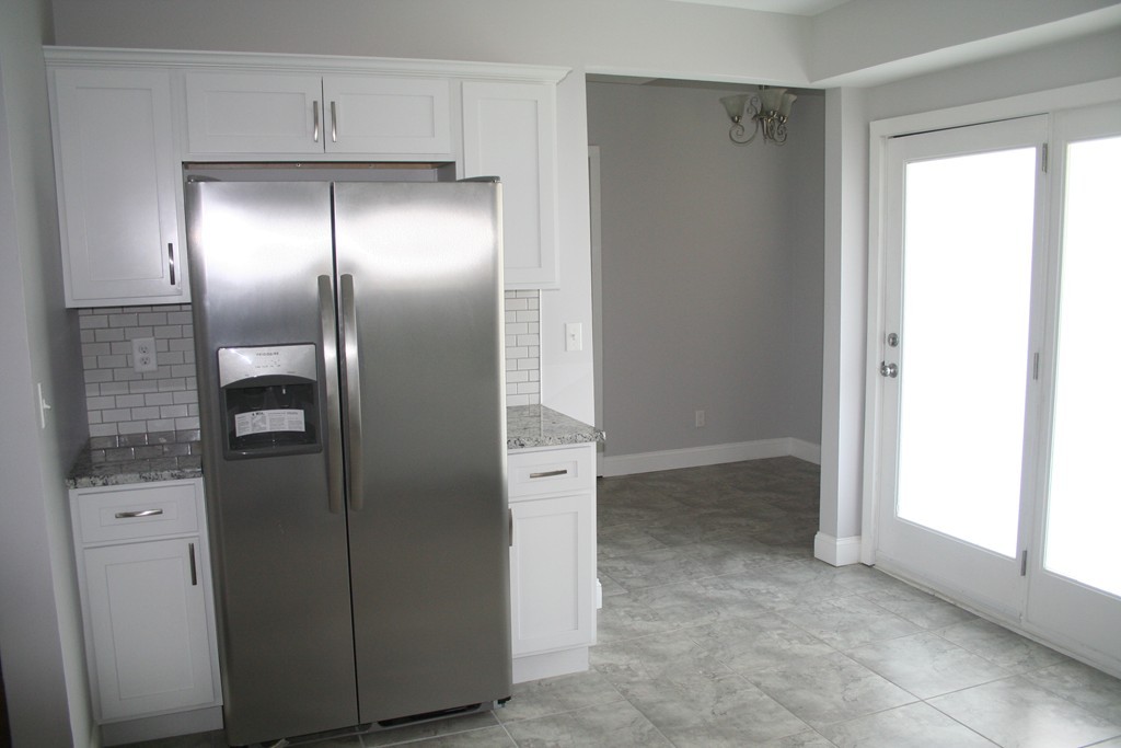 36 Irvington Street Springfield, MA 01108 - Photo 2 of 25 Gallery Image 2