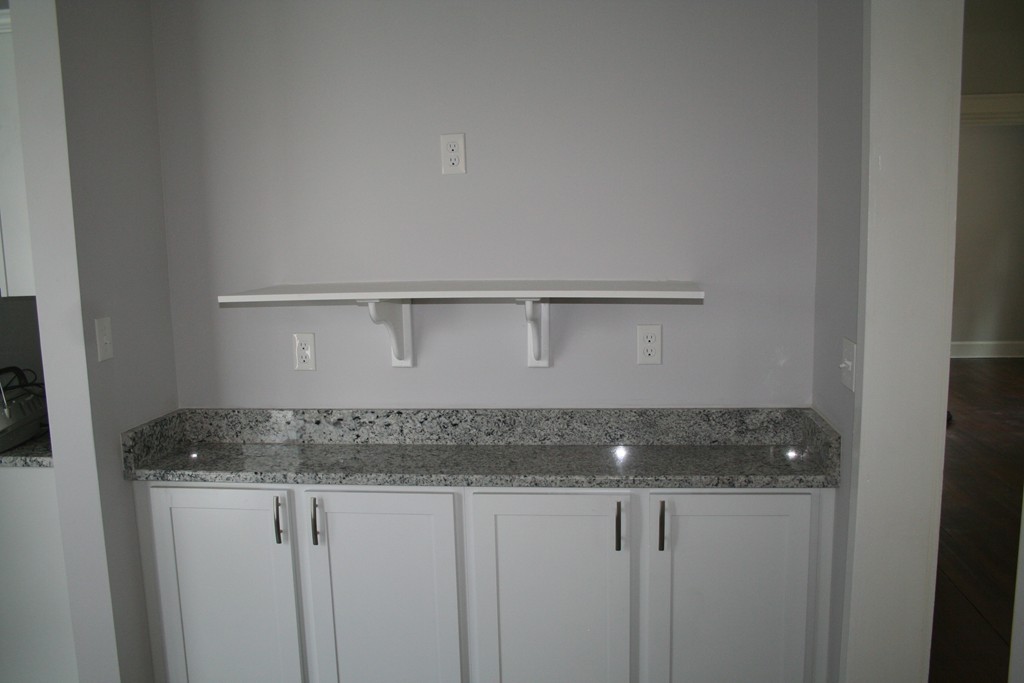 36 Irvington Street Springfield, MA 01108 - Photo 7 of 25 Gallery Image 7