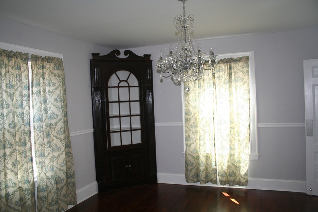 36 Irvington Street Springfield, MA 01108 - Photo 9 of 25 Gallery Image 9