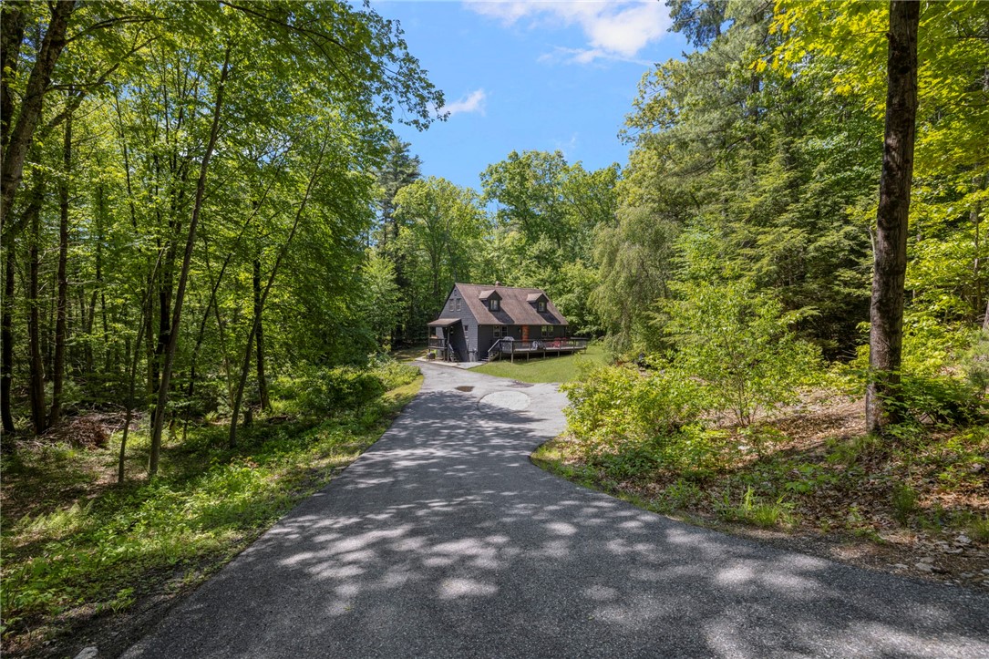 7 Spruce Ridge Drive Glocester, RI 02814 - Photo 4 of 46