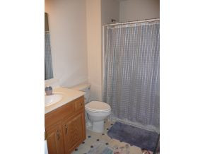 99 Jenkins Road Jonesborough, TN 37659 - Photo 14 of 19 Hall Bathroom