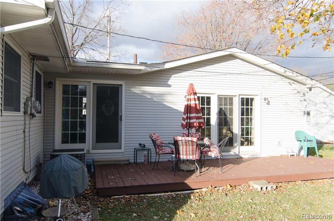 9314 Sheldon Road Plymouth, MI 48170 - Photo 27 of 34 27.jpg