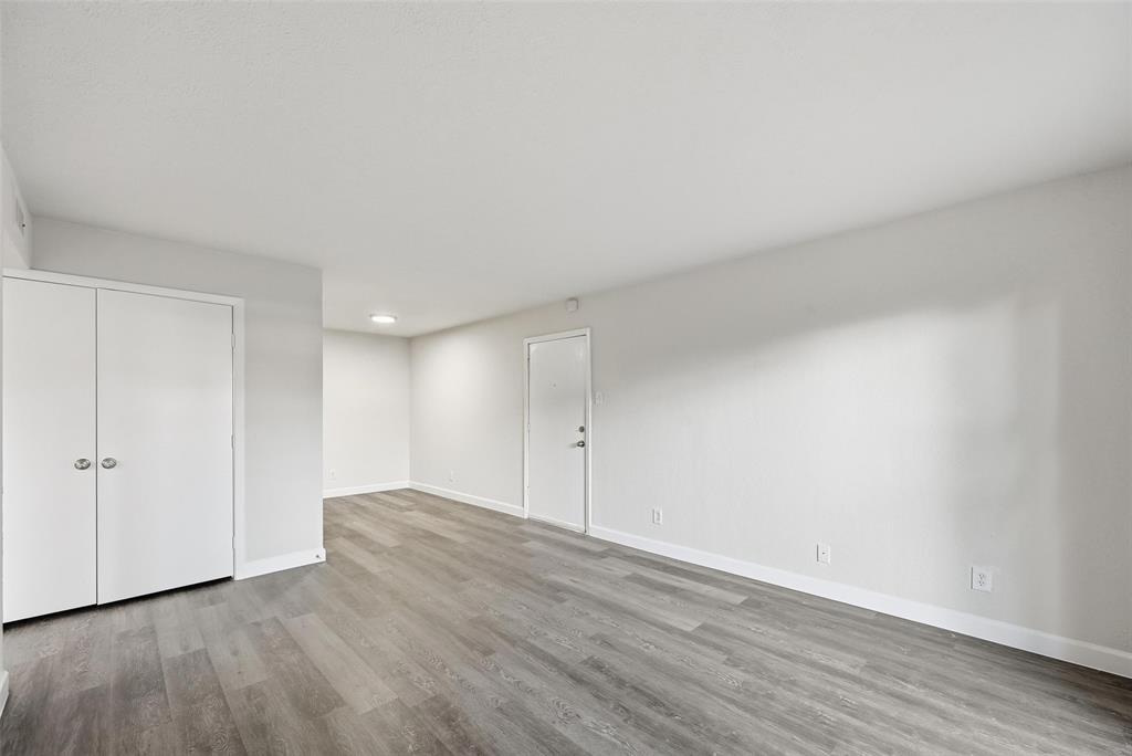 4859 Cedar Springs Road, Unit 136 Dallas, TX 75219 - Photo 14 of 29 Gallery Image 14