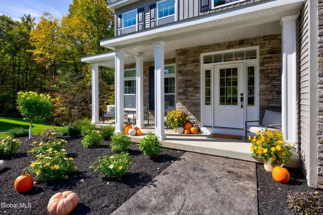 $959,980 | 34 Tamarack Street, Ballston, NY 12019