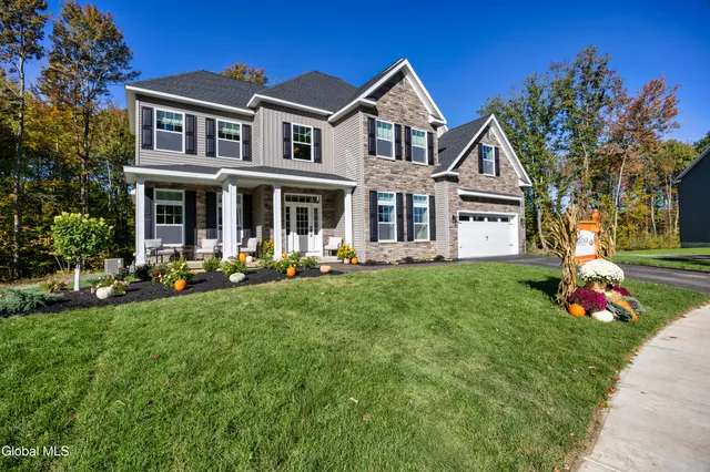 $959,980 | 34 Tamarack Street, Ballston, NY 12019