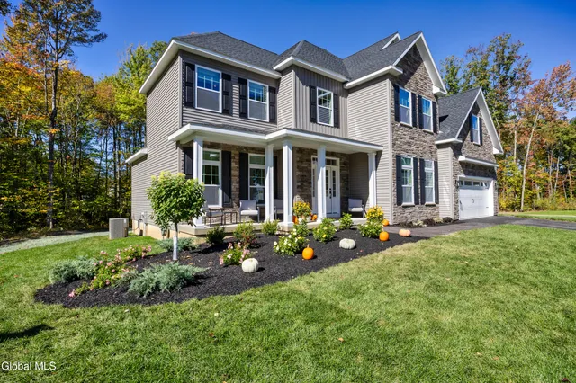 $959,980 | 34 Tamarack Street, Ballston, NY 12019