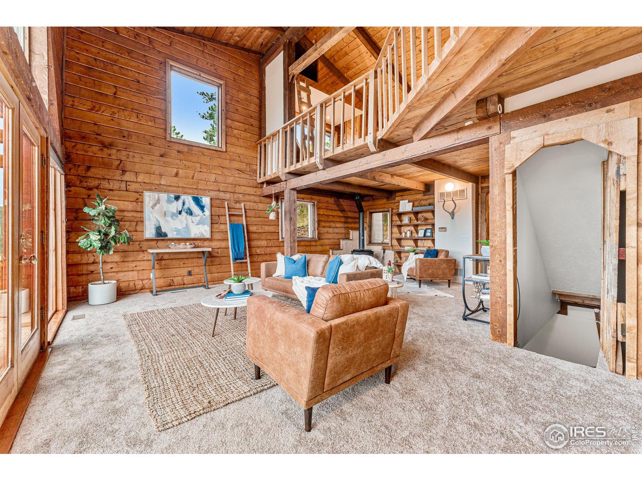 3907 Ridge Road Nederland, CO 80466 - Photo 8 of 40 Great room from kitchen peninsula