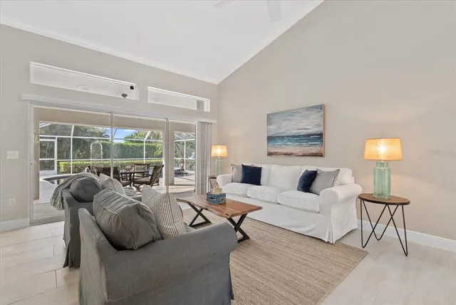 $625,000 | 331 Meadow Beauty Court, Venice, FL 34293