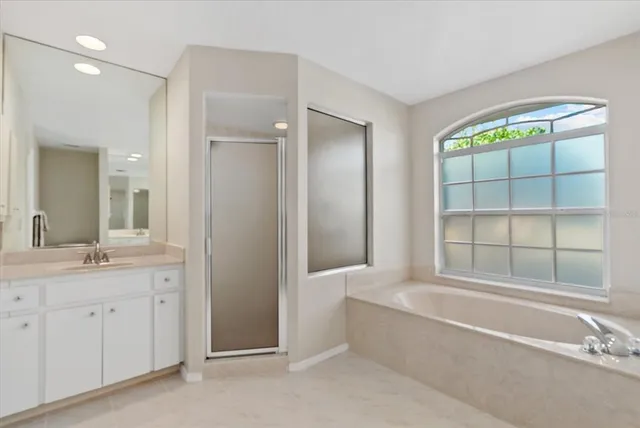 $625,000 | 331 Meadow Beauty Court, Venice, FL 34293