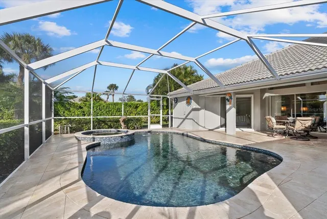 $625,000 | 331 Meadow Beauty Court, Venice, FL 34293