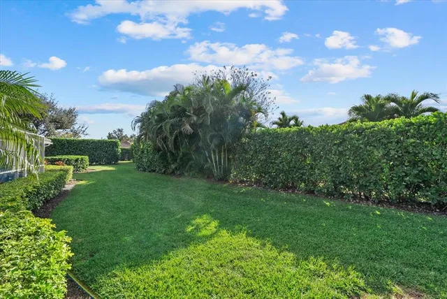 $625,000 | 331 Meadow Beauty Court, Venice, FL 34293