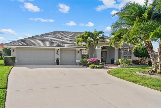 $625,000 | 331 Meadow Beauty Court, Venice, FL 34293