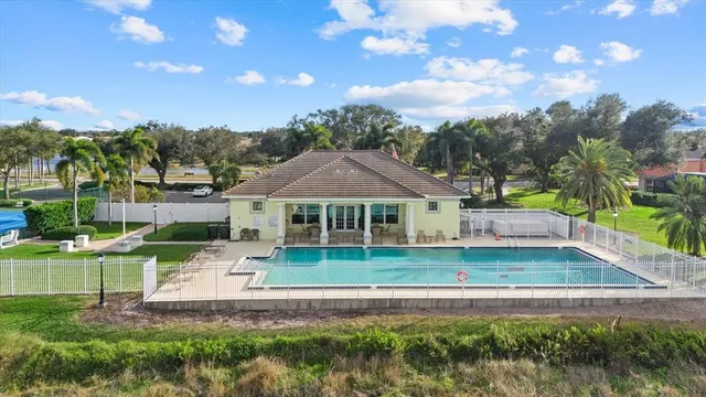 $625,000 | 331 Meadow Beauty Court, Venice, FL 34293