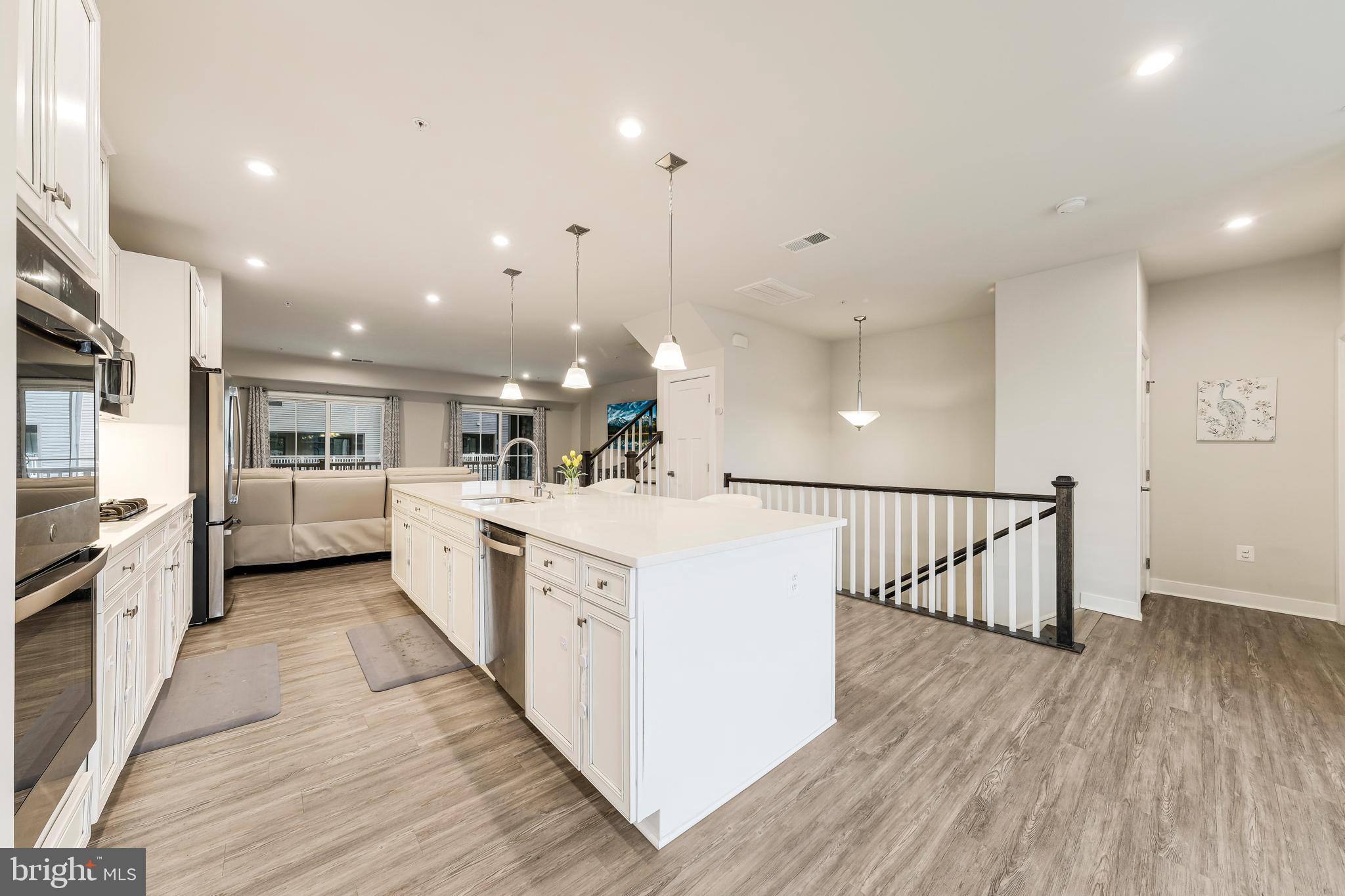 14049 Sunrise Valley Drive, Unit 7P Herndon, VA 20171 - Photo 14 of 51