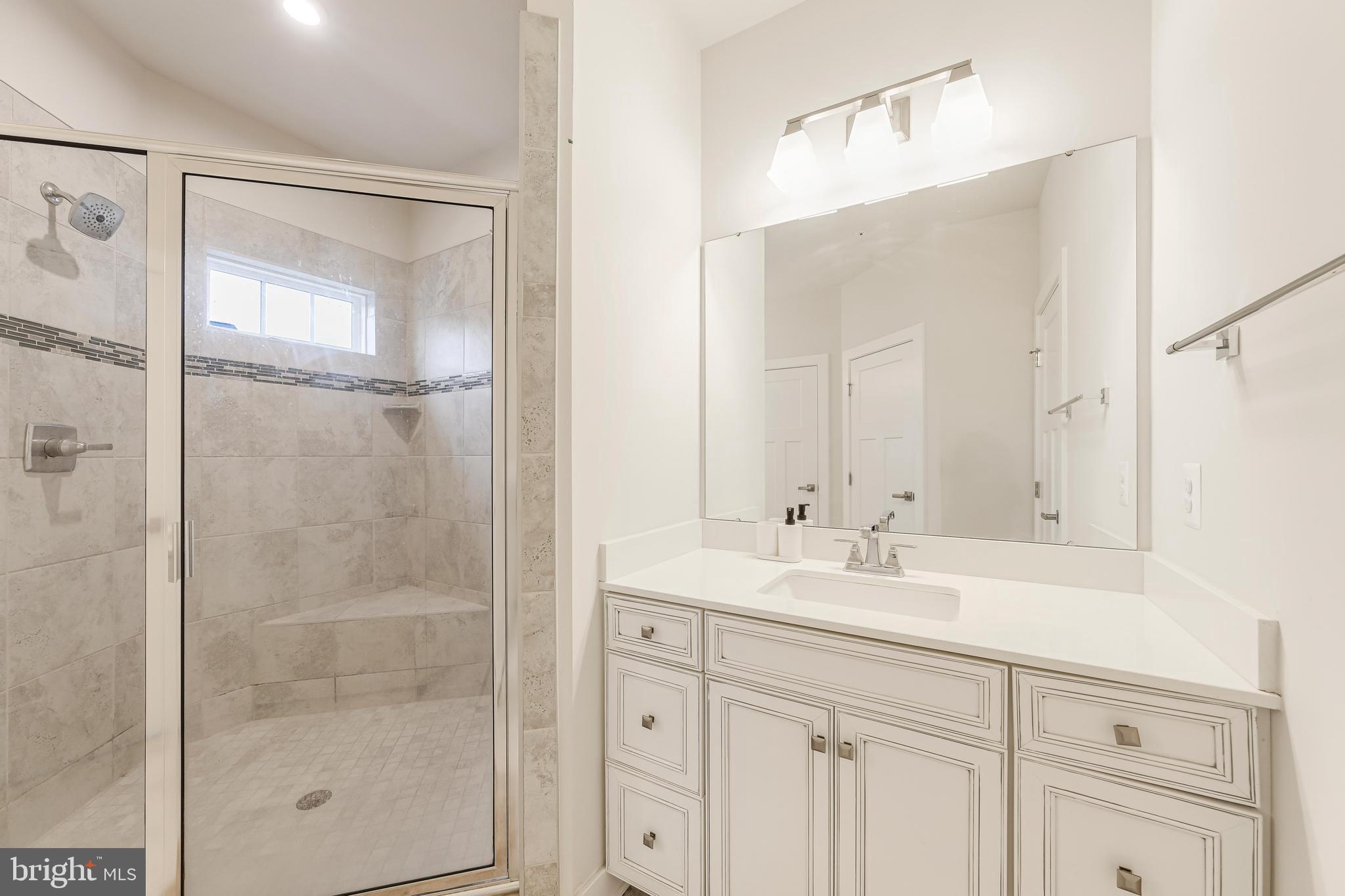 14049 Sunrise Valley Drive, Unit 7P Herndon, VA 20171 - Photo 33 of 51