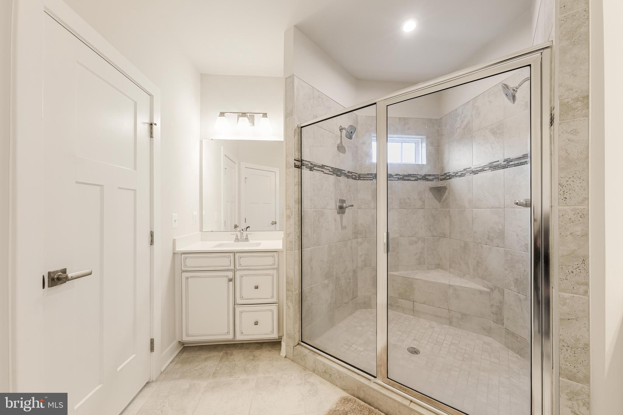 14049 Sunrise Valley Drive, Unit 7P Herndon, VA 20171 - Photo 35 of 51