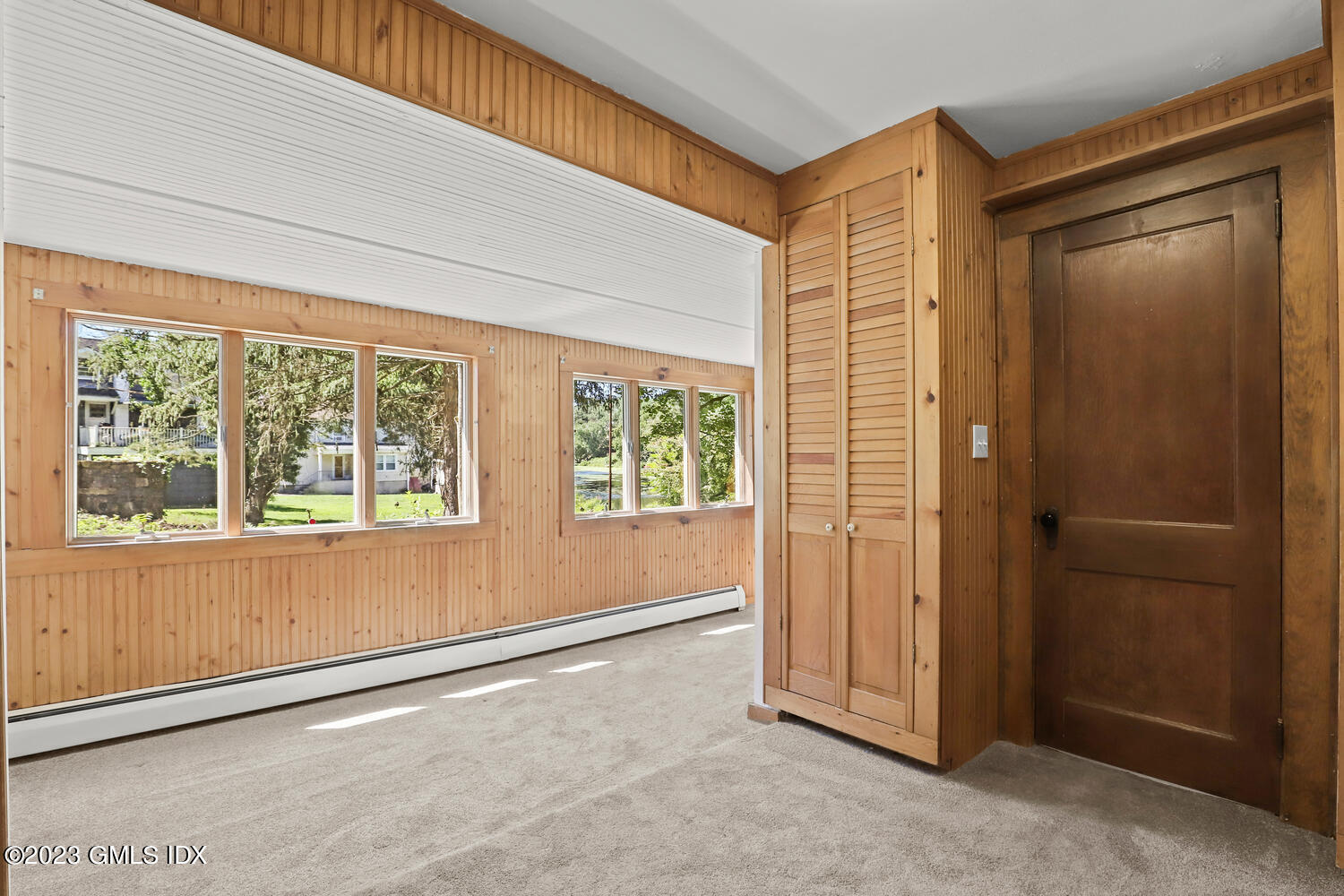 220 Sheep Hill Road, Unit 2 Riverside, CT 06878 - Photo 10 of 20 a view of an empty room with a window