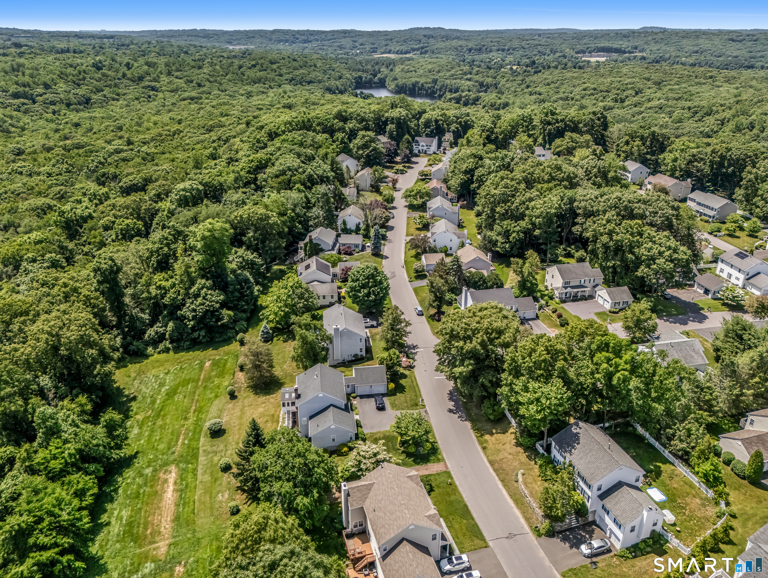 85 Old Colony Road, Unit 85 Monroe, CT 06468 - Photo 34 of 38