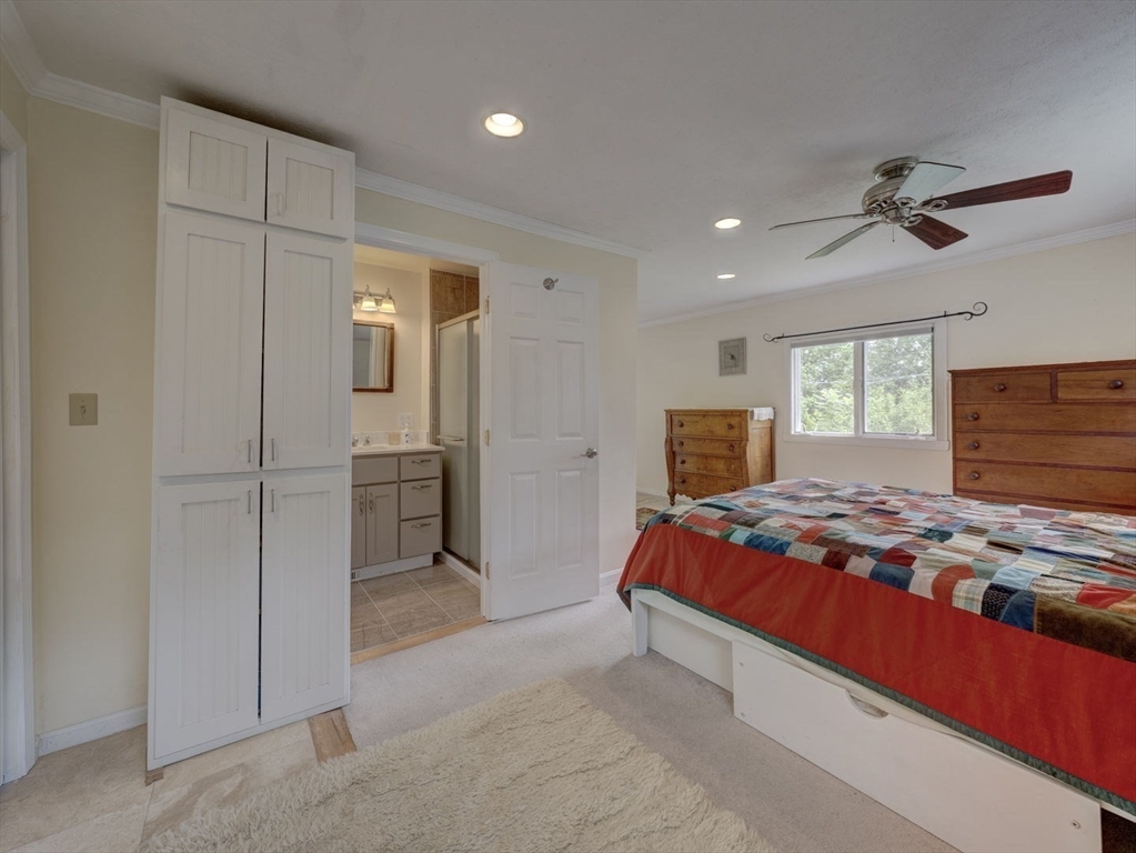 33-36 Overlook Road Holland, MA 01521 - Photo 22 of 38