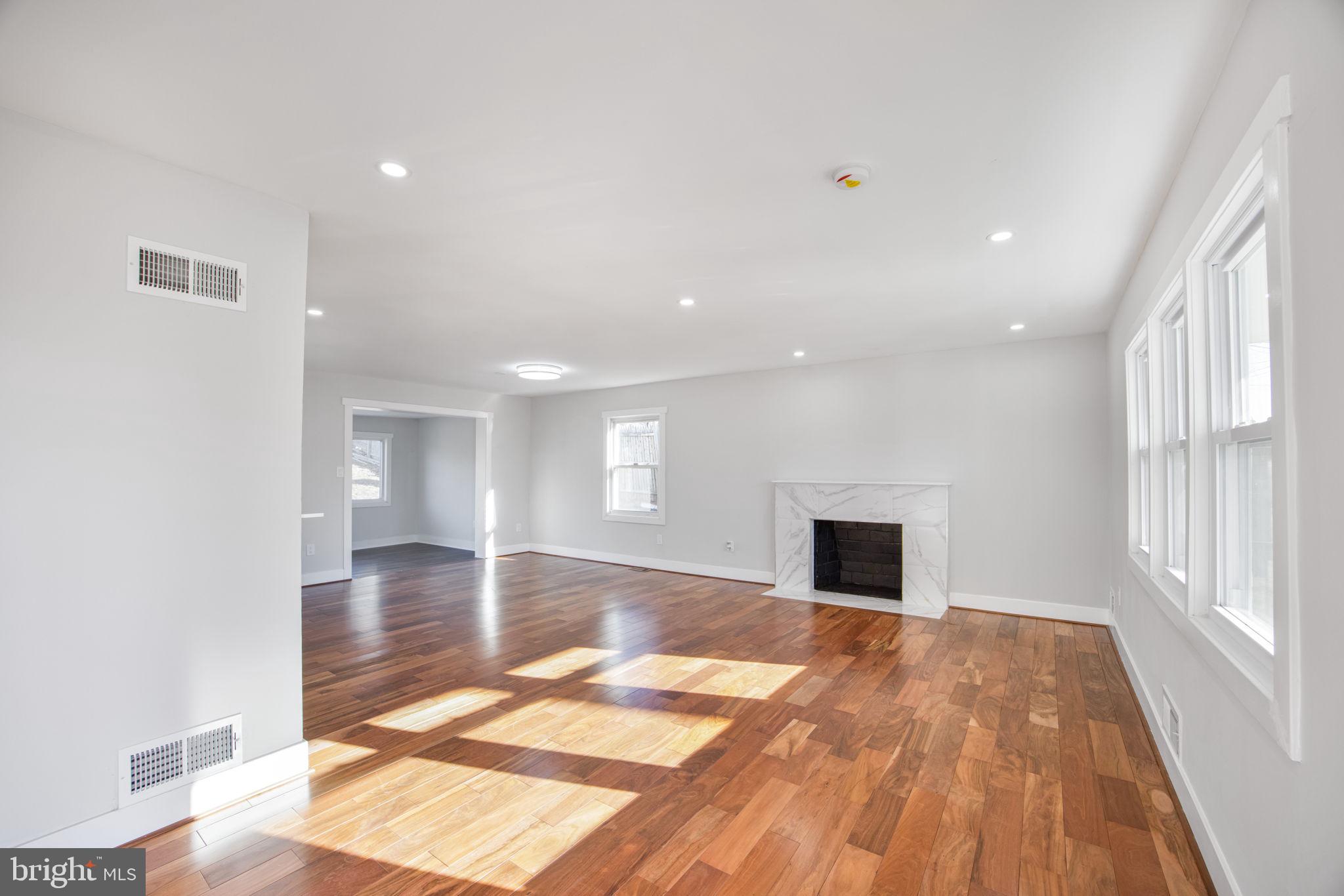 1700 Crosby Road Hyattsville, MD 20783 - Photo 3 of 57