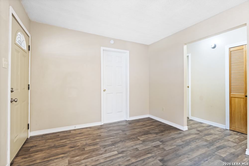 185 Black Bass Road Lakehills, TX 78063 - Photo 7 of 25