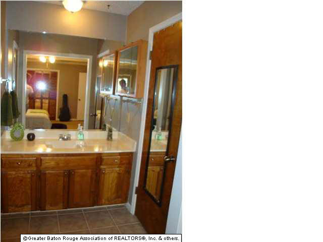 2113 Pecan Ridge Avenue Baton Rouge, LA 70816 - Photo 8 of 13
