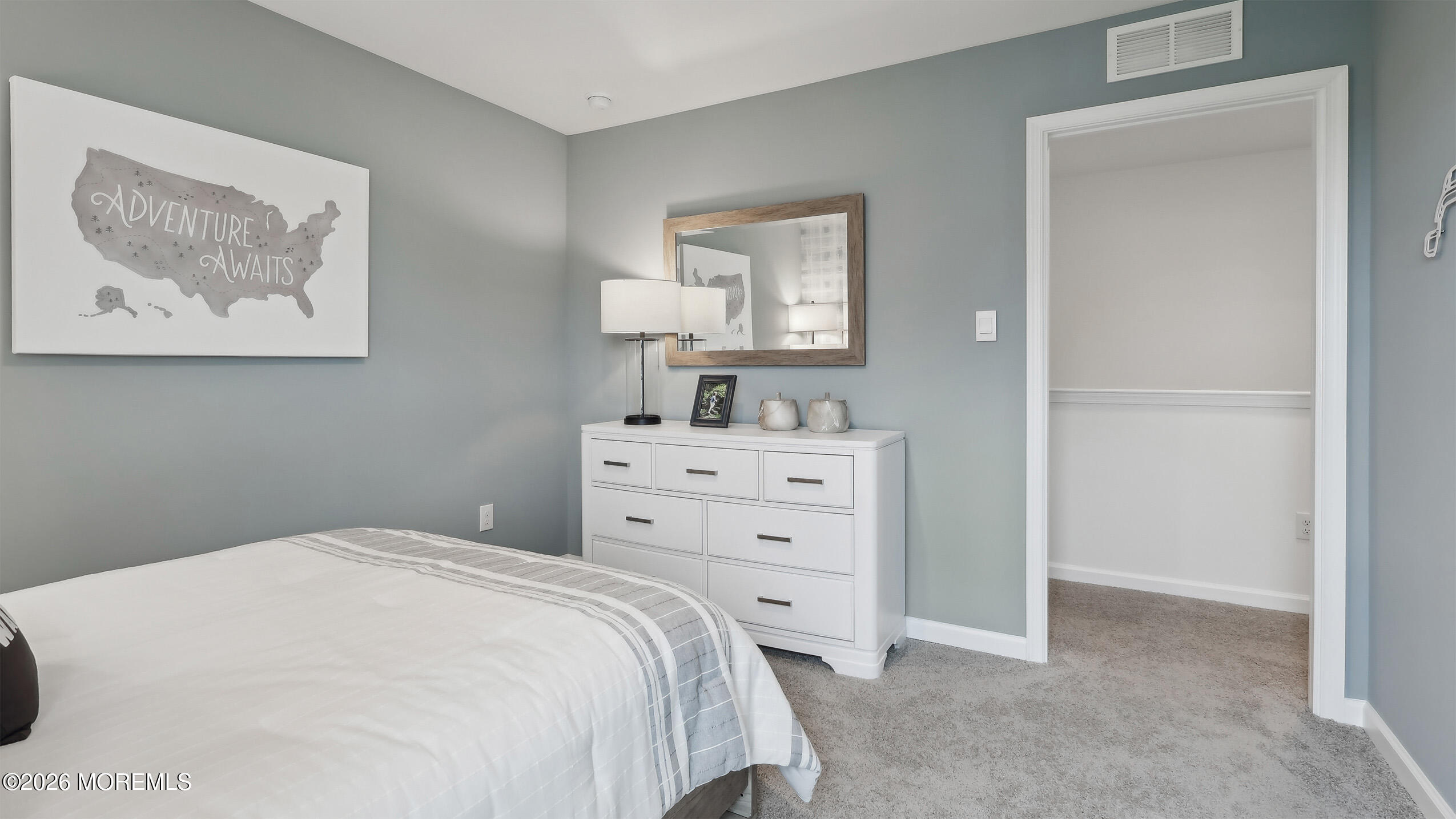 445 Ridge Avenue Hamilton, NJ 08610 - Photo 24 of 33 a bedroom with a bed and a dresser