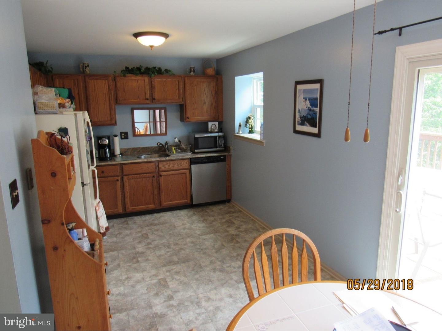 1022 Rafter Road Norristown, PA 19403 - Photo 11 of 16 Kitchen